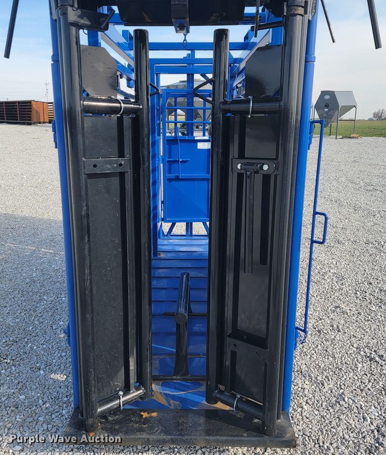 image for item JL9317 Squeeze chute