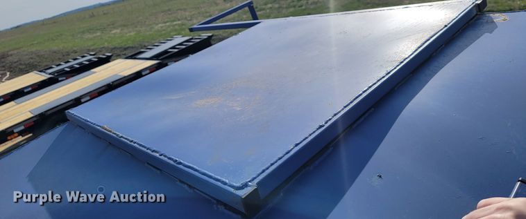 image for item JL9318 Feed bin