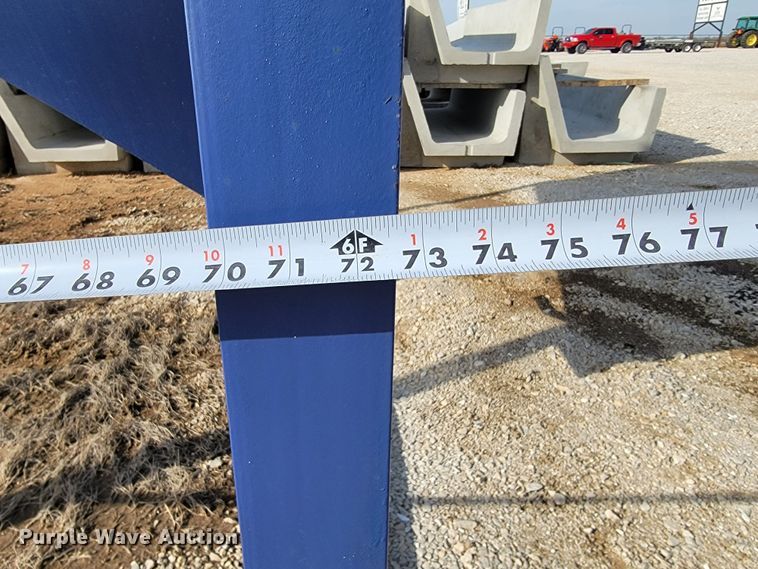 image for item JL9318 Feed bin