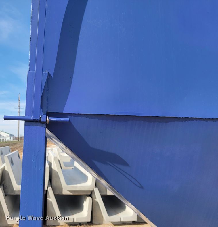 image for item JL9318 Feed bin