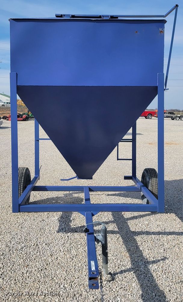 image for item JL9319 Feed bin