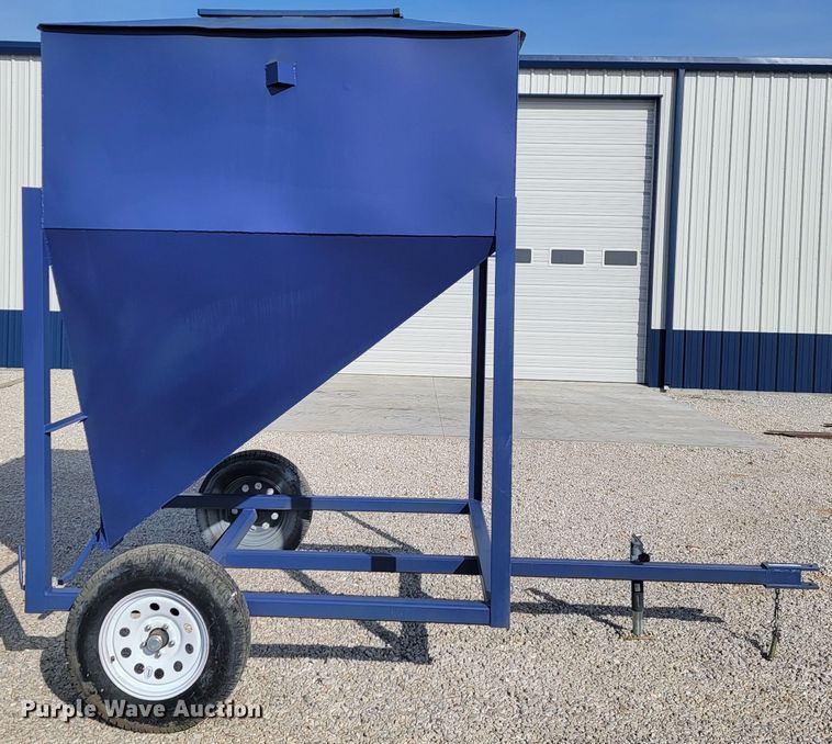 image for item JL9319 Feed bin