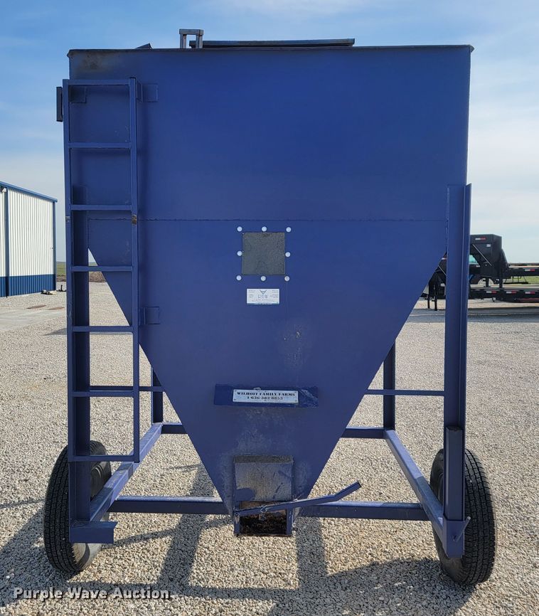 image for item JL9320 Feed bin