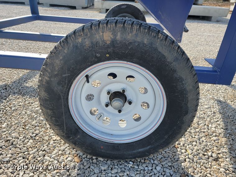 image for item JL9320 Feed bin