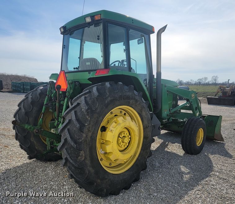 image for item JL9321 John Deere 7200  tractor