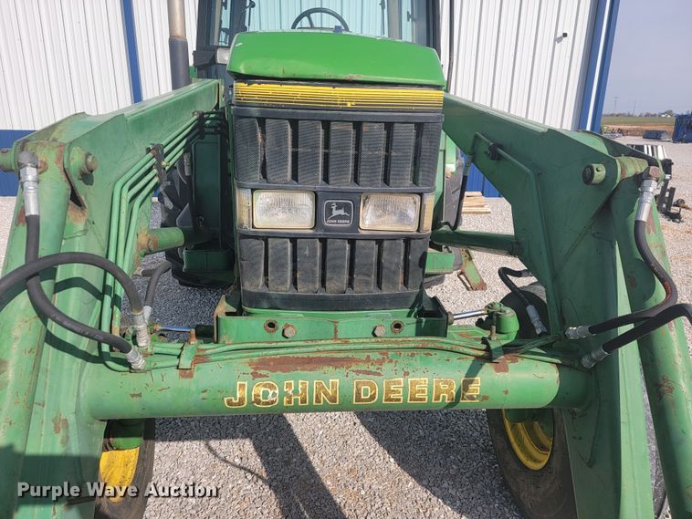 image for item JL9321 John Deere 7200  tractor