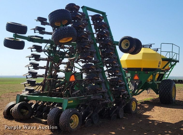 image for item KD9264 John Deere 1890  air seeder