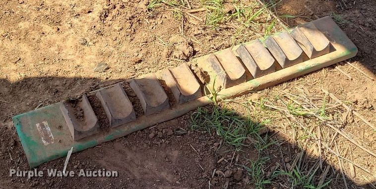 image for item KD9264 John Deere 1890  air seeder