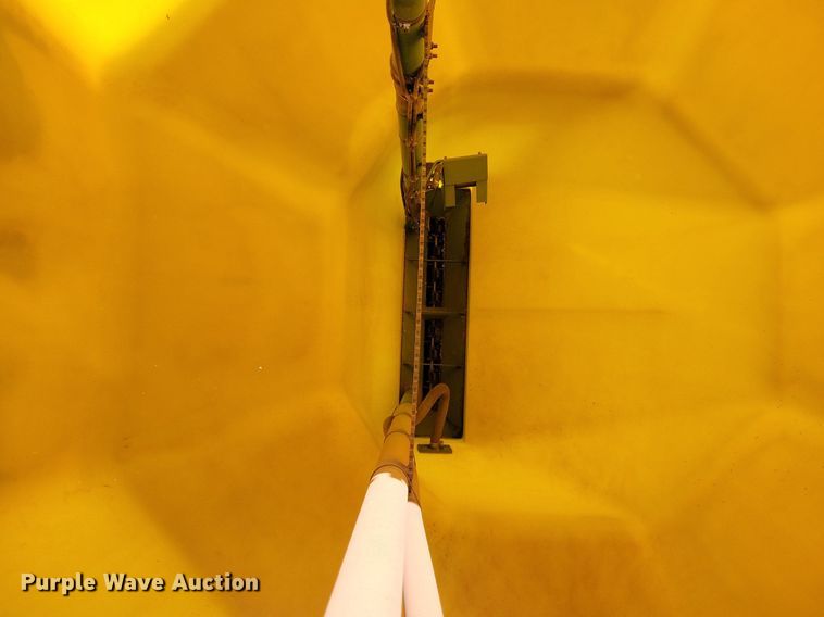 image for item KD9264 John Deere 1890  air seeder