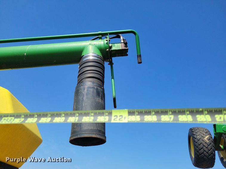 image for item KD9264 John Deere 1890  air seeder