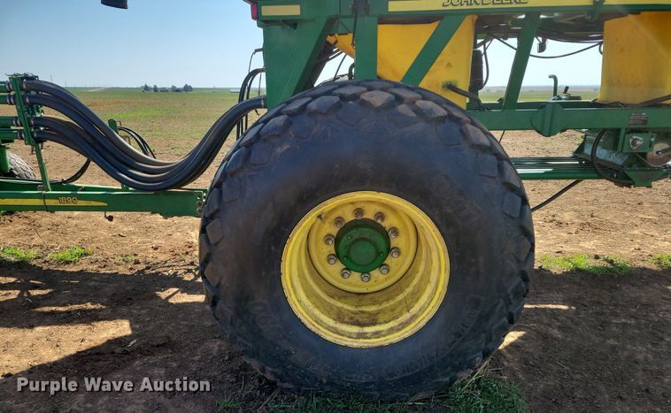 image for item KD9264 John Deere 1890  air seeder