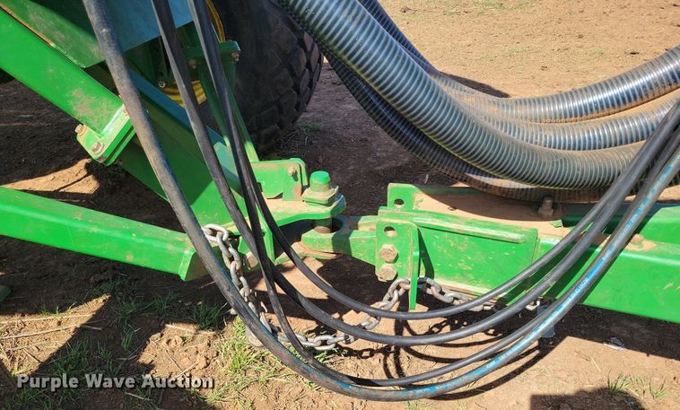 image for item KD9264 John Deere 1890  air seeder