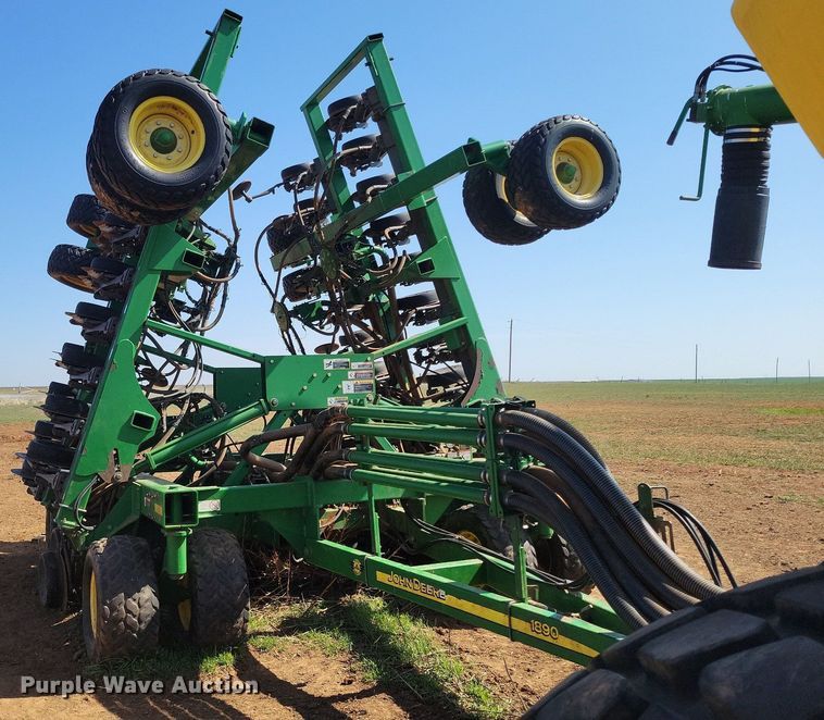 image for item KD9264 John Deere 1890  air seeder