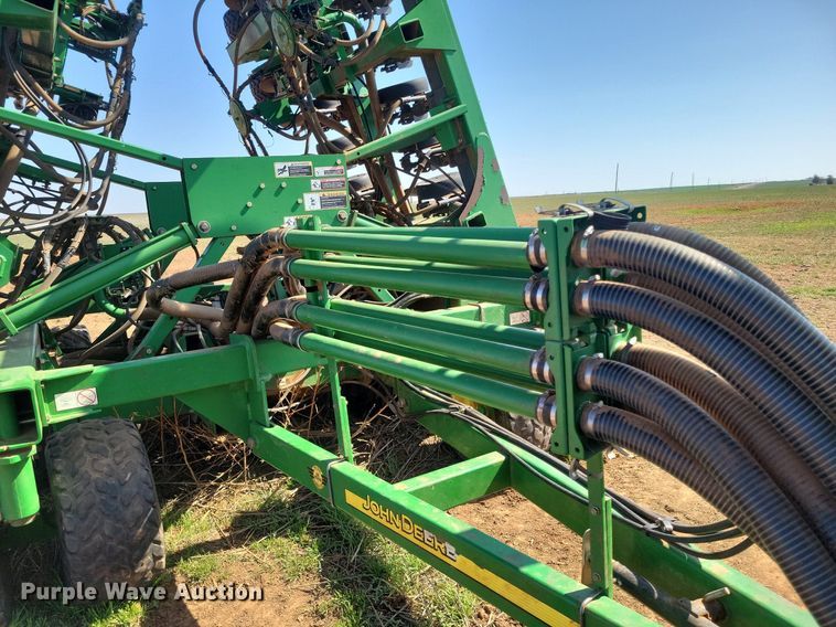 image for item KD9264 John Deere 1890  air seeder