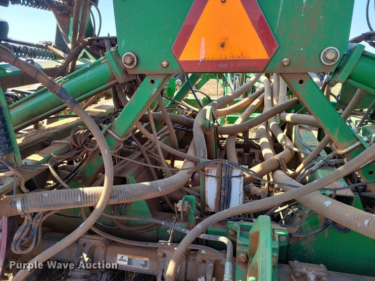 image for item KD9264 John Deere 1890  air seeder