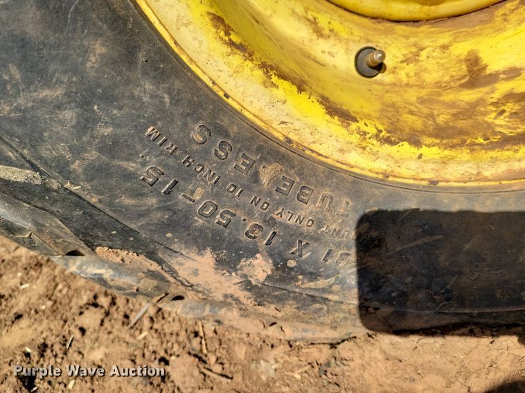 image for item KD9264 John Deere 1890  air seeder