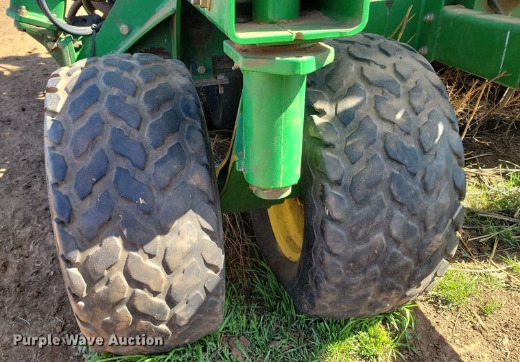 image for item KD9264 John Deere 1890  air seeder