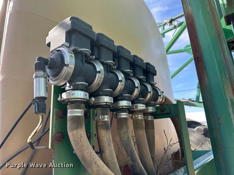 image for item KX9140 Great Plains TAF1290  sprayer