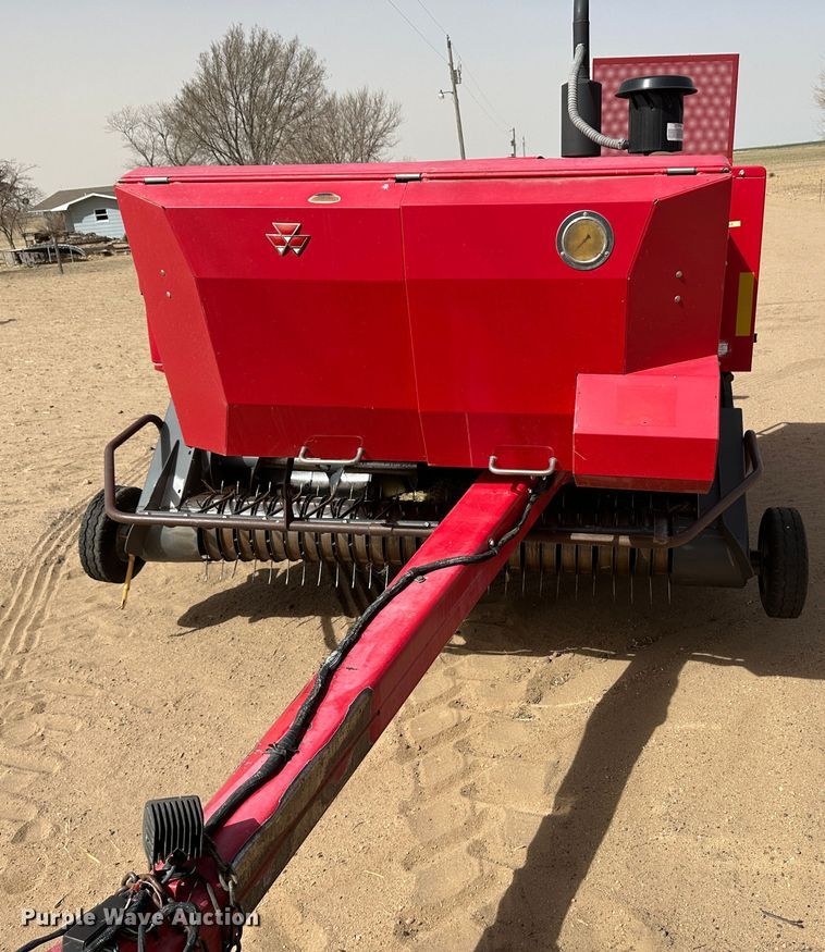 image for item KX9196 Massey Ferguson 1843S  small square baler