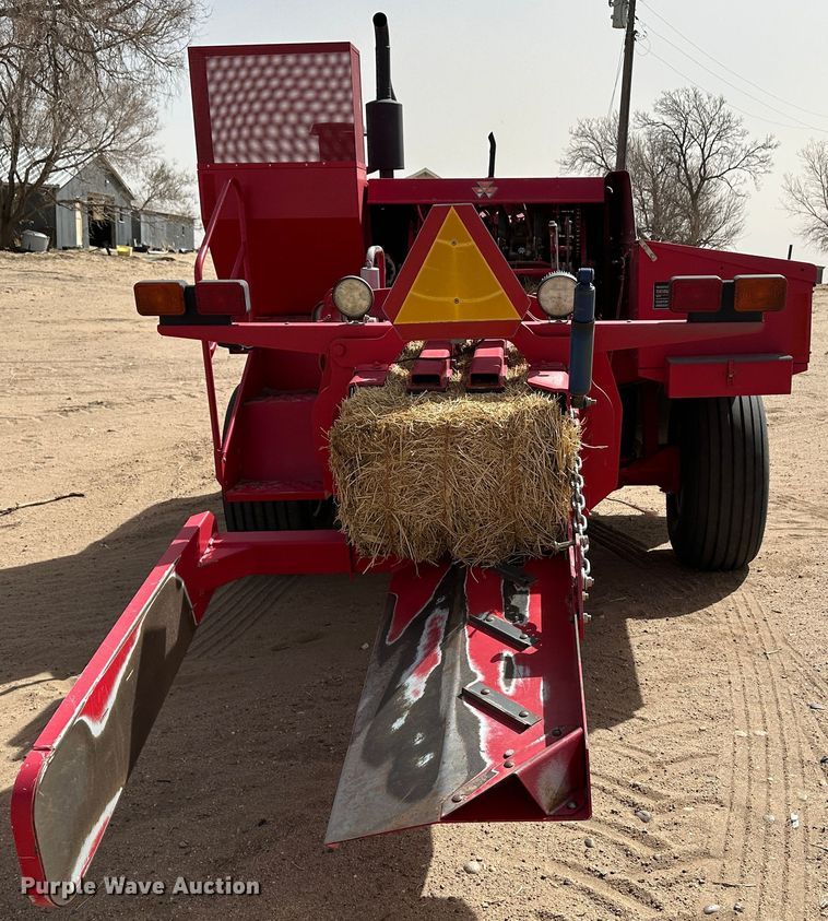 image for item KX9196 Massey Ferguson 1843S  small square baler