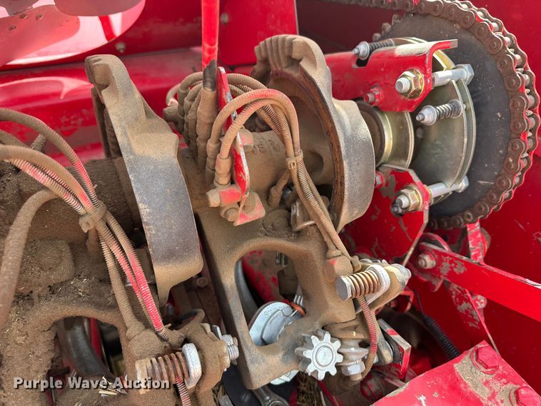 image for item KX9196 Massey Ferguson 1843S  small square baler