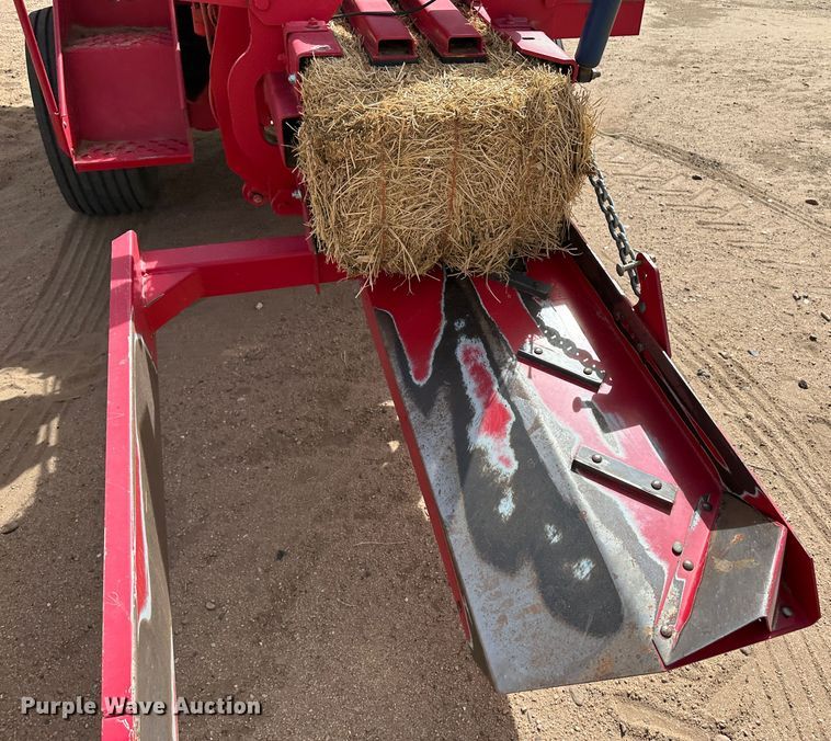 image for item KX9196 Massey Ferguson 1843S  small square baler