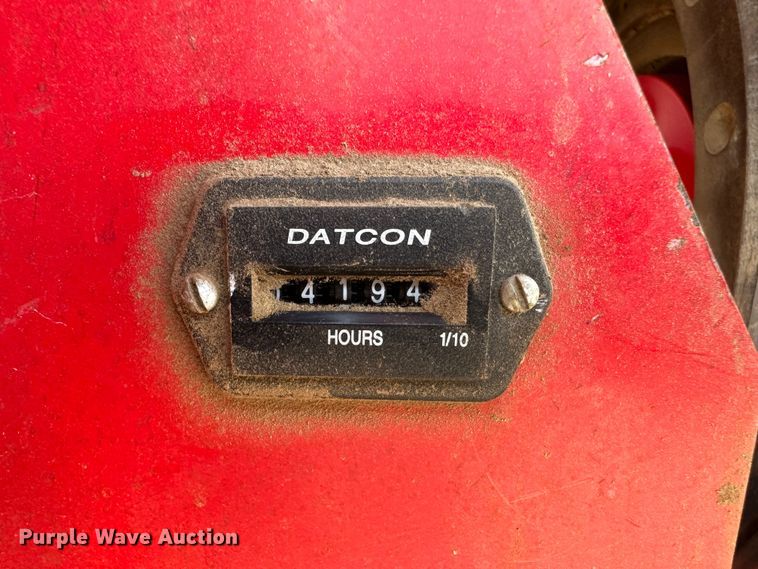 image for item KX9196 Massey Ferguson 1843S  small square baler