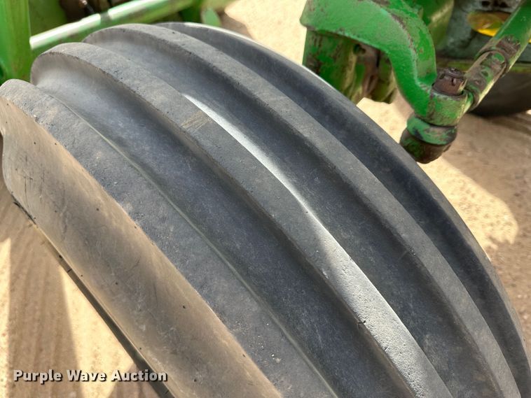 image for item KX9197 1963 John Deere 4010  tractor