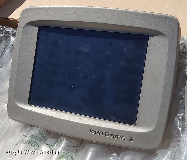 image for item LG9679 John Deere GS2 2600  monitor