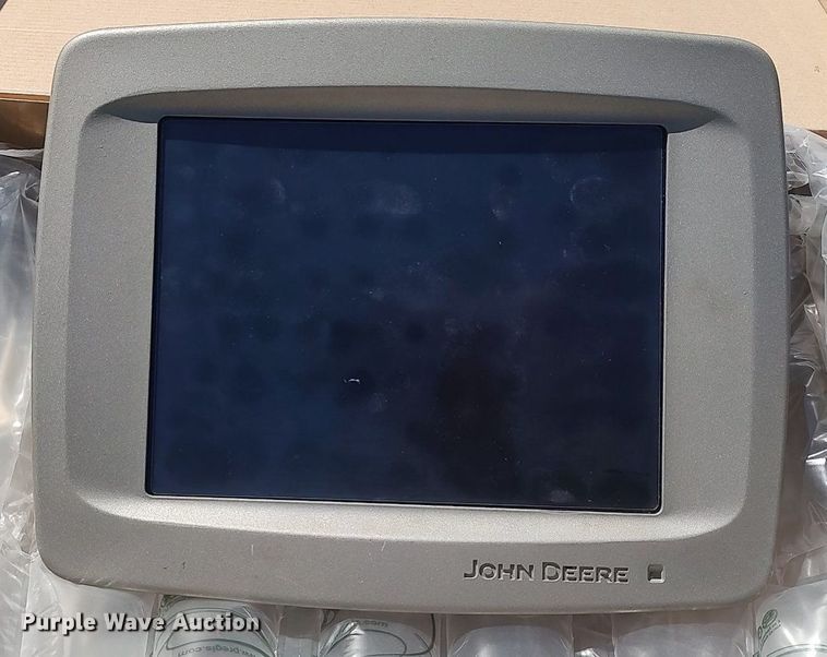 image for item LG9679 John Deere GS2 2600  monitor