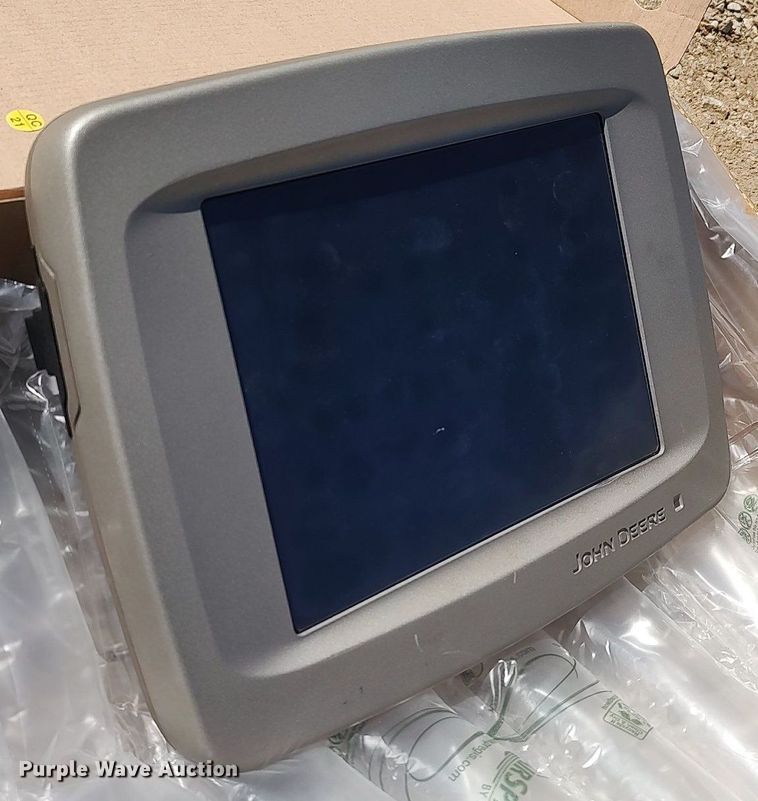 image for item LG9679 John Deere GS2 2600  monitor