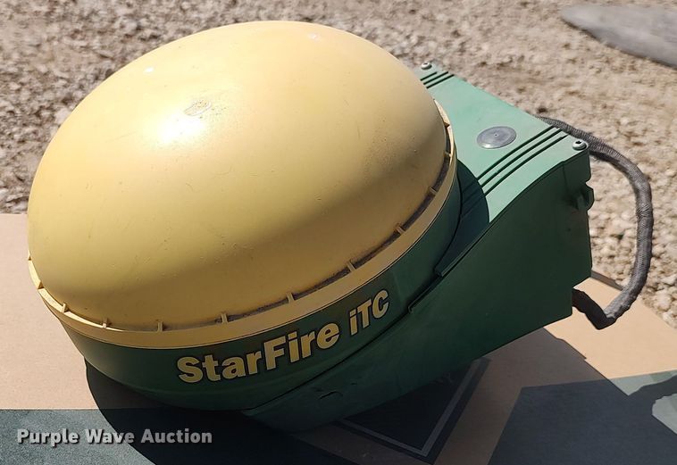 image for item LG9680 John Deere StarFire iTC  GPS