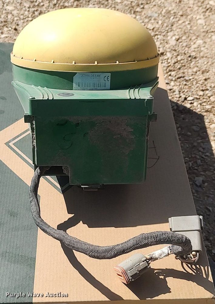 image for item LG9680 John Deere StarFire iTC  GPS