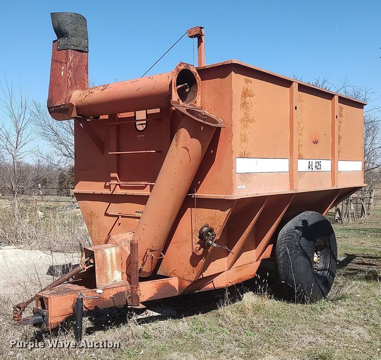 image for item LG9681 A-L 425  grain cart