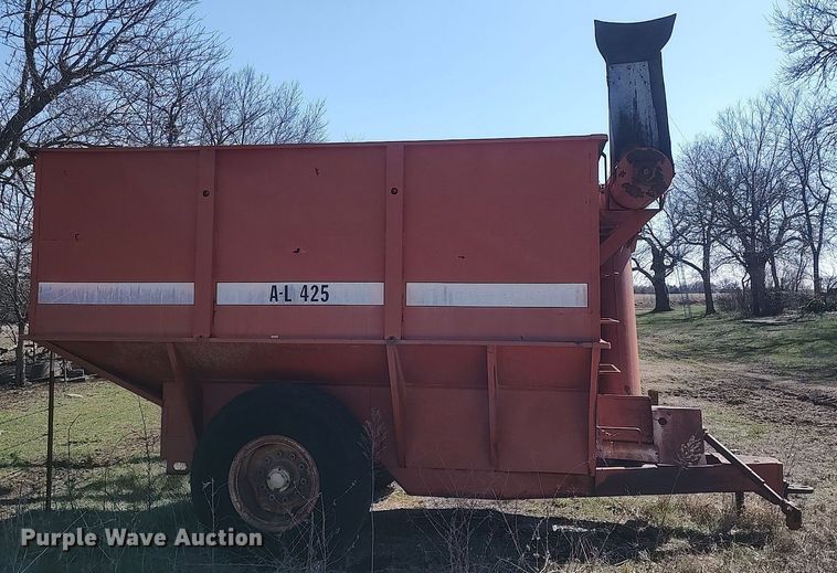 image for item LG9681 A-L 425  grain cart