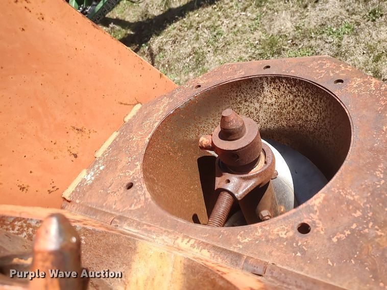 image for item LG9681 A-L 425  grain cart