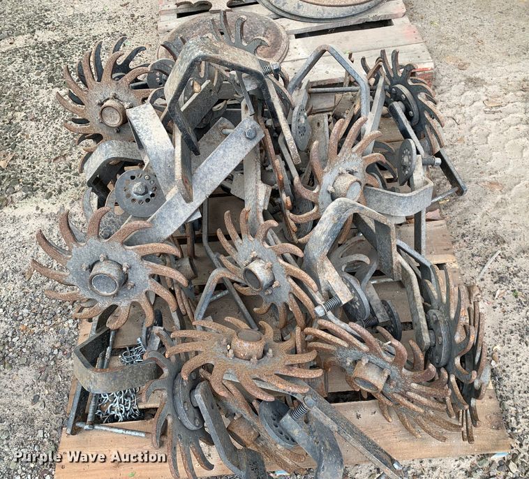 image for item LH9538 Approx. 14 row cleaners