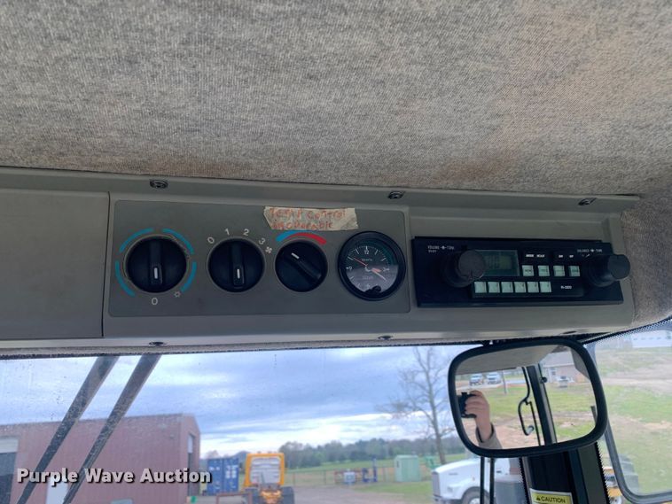 image for item LI9168 White 8410  MFWD tractor