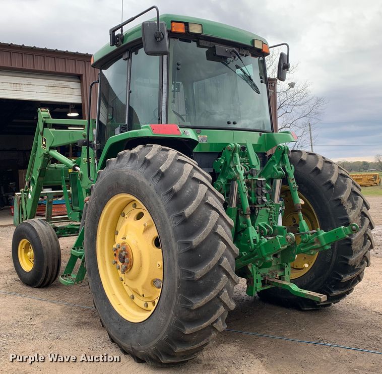 image for item LI9174 1999 John Deere 7210  tractor