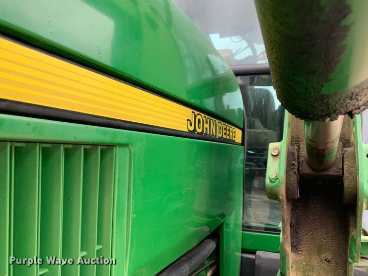 image for item LI9174 1999 John Deere 7210  tractor