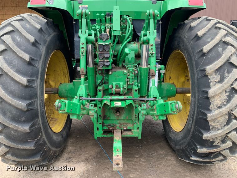 image for item LI9174 1999 John Deere 7210  tractor