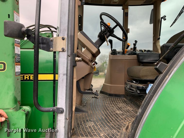 image for item LI9174 1999 John Deere 7210  tractor