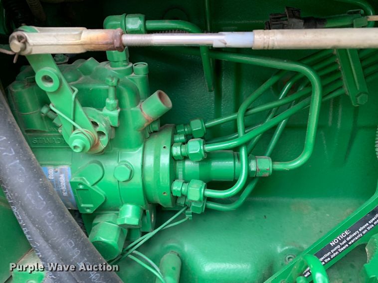 image for item LI9174 1999 John Deere 7210  tractor