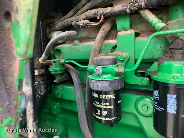 image for item LI9174 1999 John Deere 7210  tractor