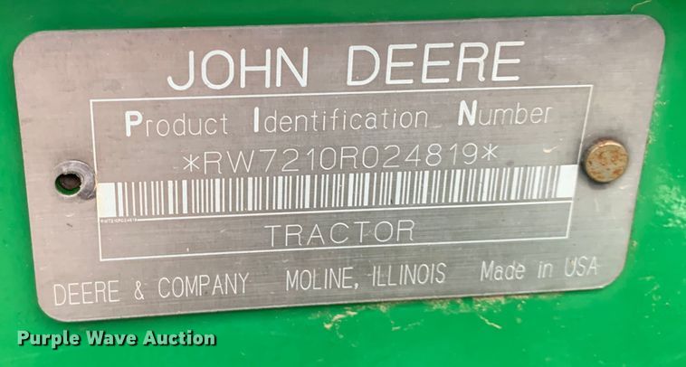 image for item LI9174 1999 John Deere 7210  tractor