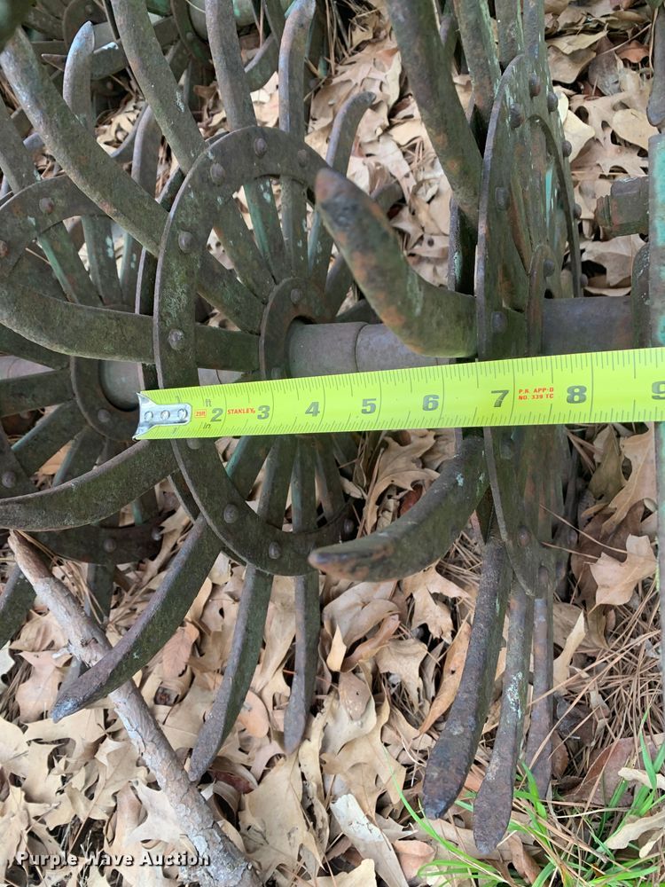 image for item LI9179 John Deere  rotary hoe