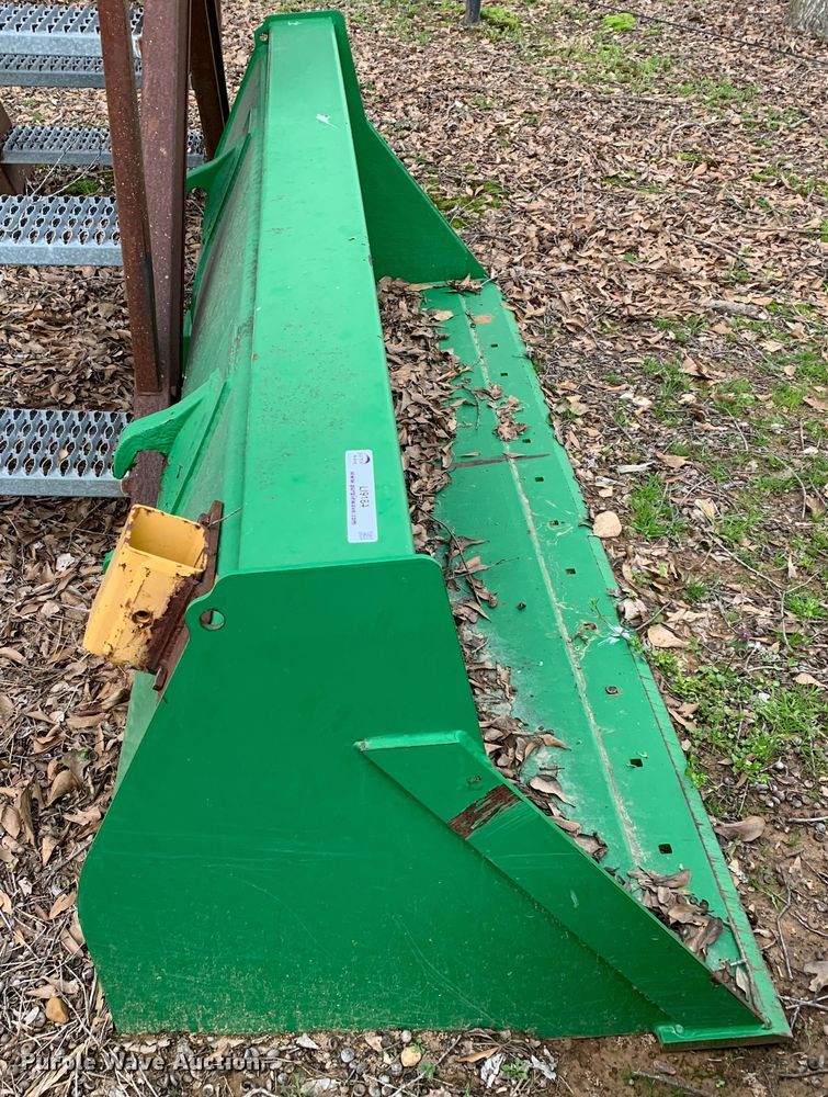 image for item LI9184 HO 2150  7'2"W bucket