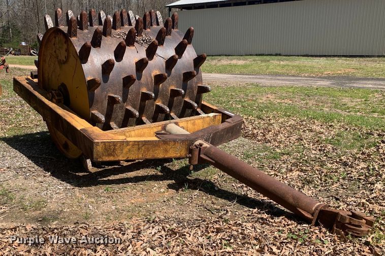 image for item LI9194 Sheepsfoot roller