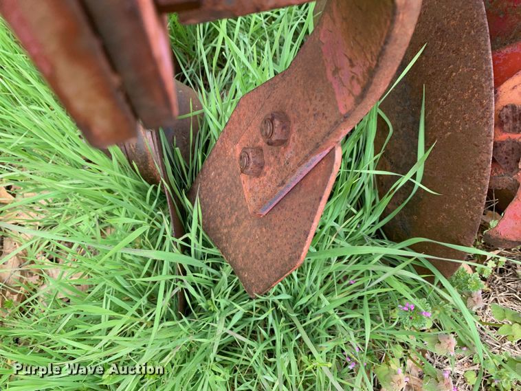 image for item LI9195 Sunflower  off-set disk