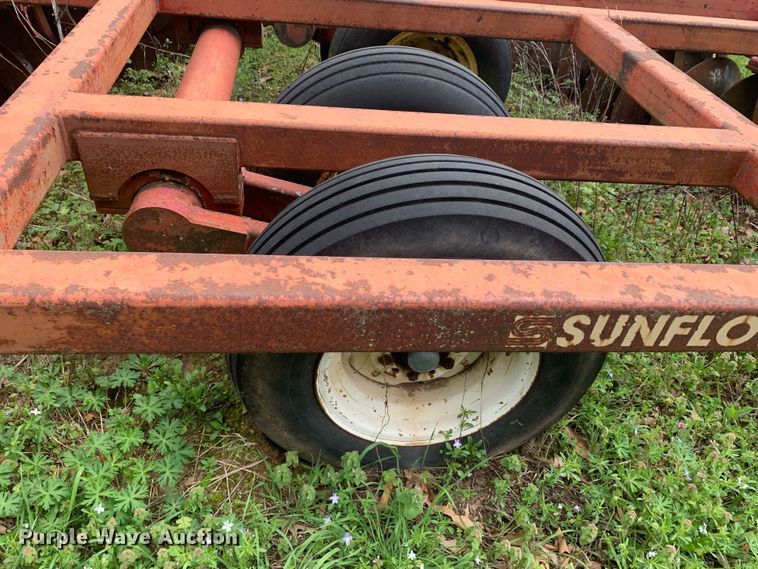 image for item LI9195 Sunflower  off-set disk